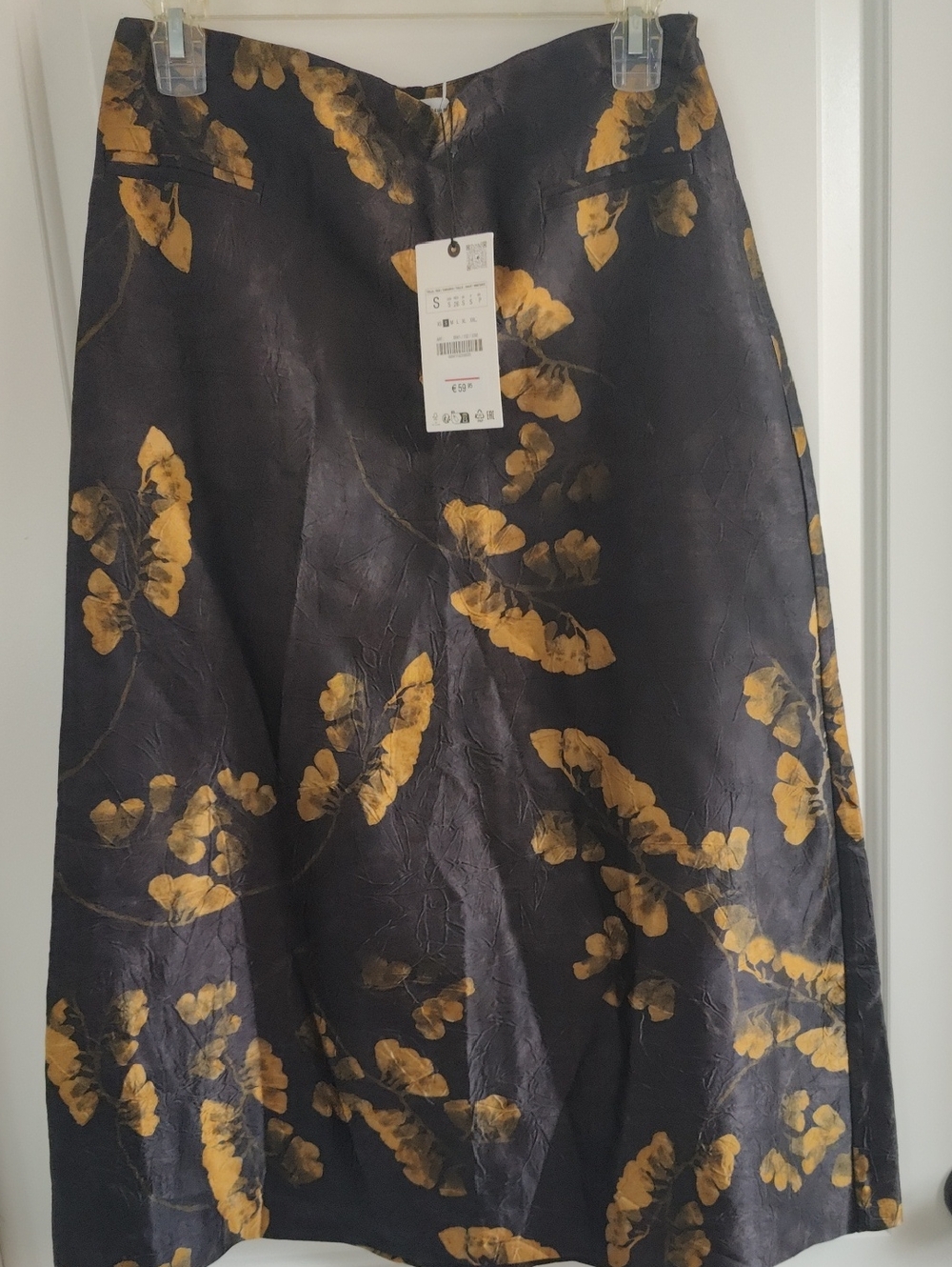 Zara Women's Black Floral A-Line Skirt with Mustard Print N W T